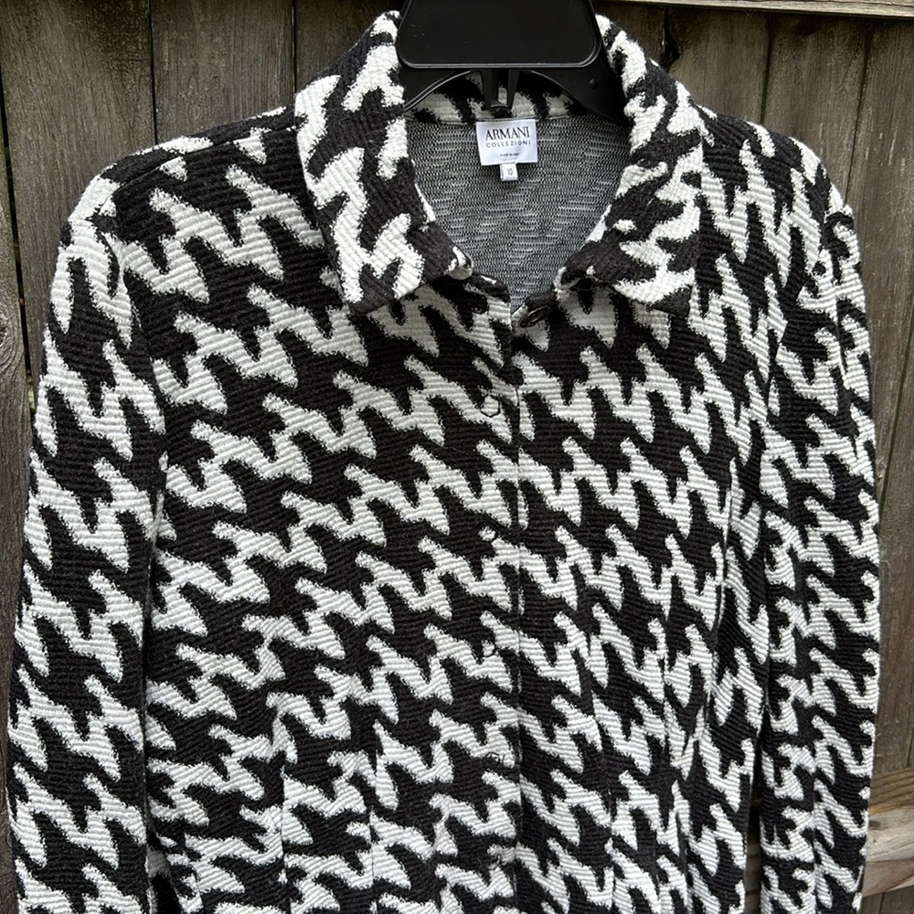 Armani Collezioni size 10 wool blend cardigan (blazer)! - Picture 2 of 8